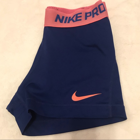 Nike pro shorts - Picture 2 of 3